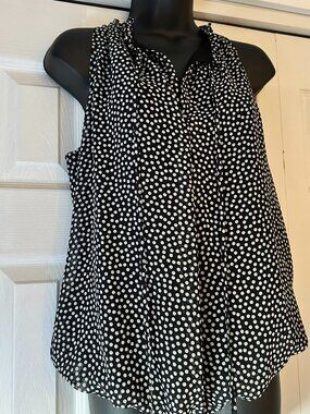 Max Studio Polka Dot Sleeveless Blouse Medium Black White Flowy Top